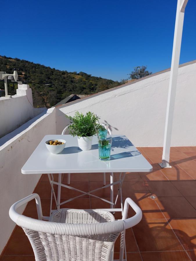 "Oliveiras" Appartement Typique Avec Terrasse Et Piscine Loule Bagian luar foto