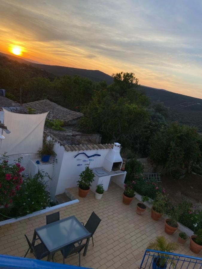 "Oliveiras" Appartement Typique Avec Terrasse Et Piscine Loule Bagian luar foto